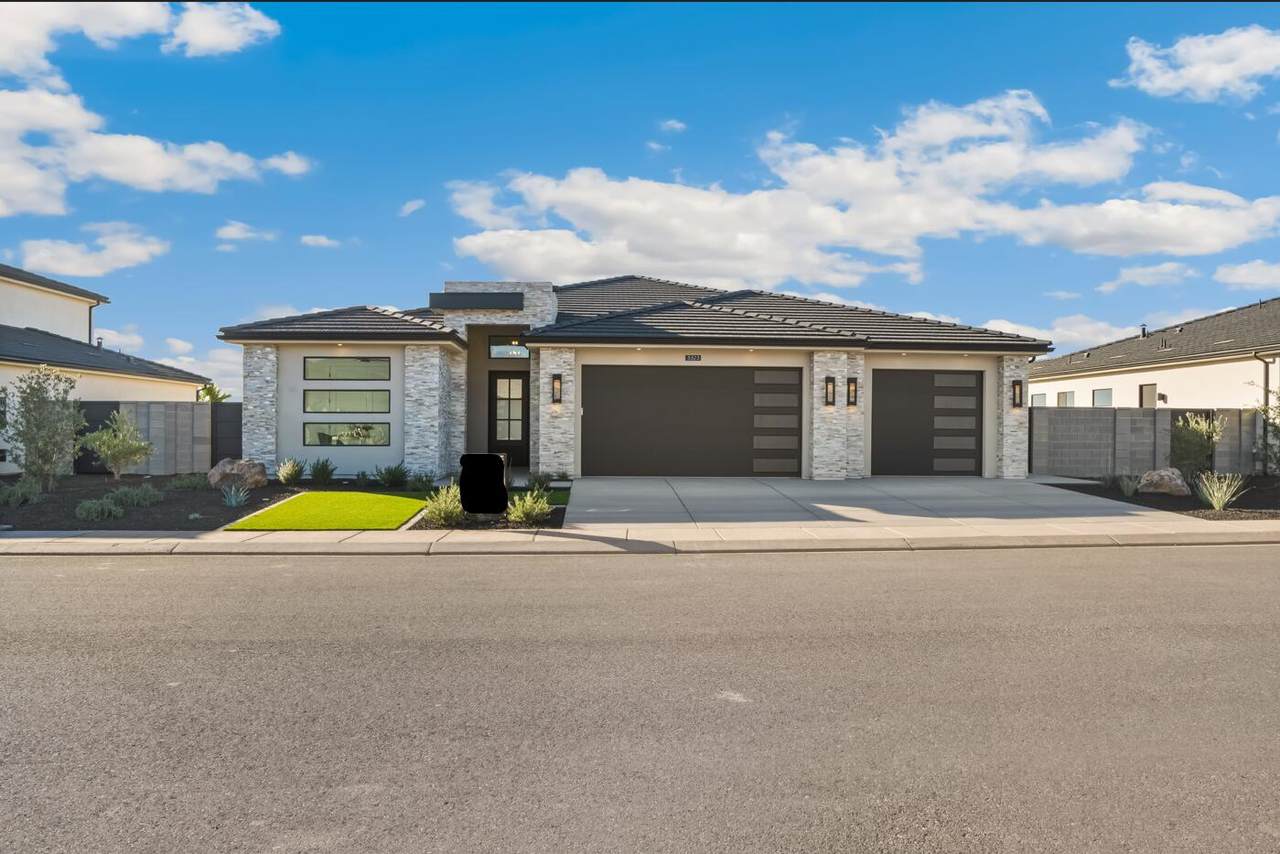 3323 Pharoah Way - Photo 1