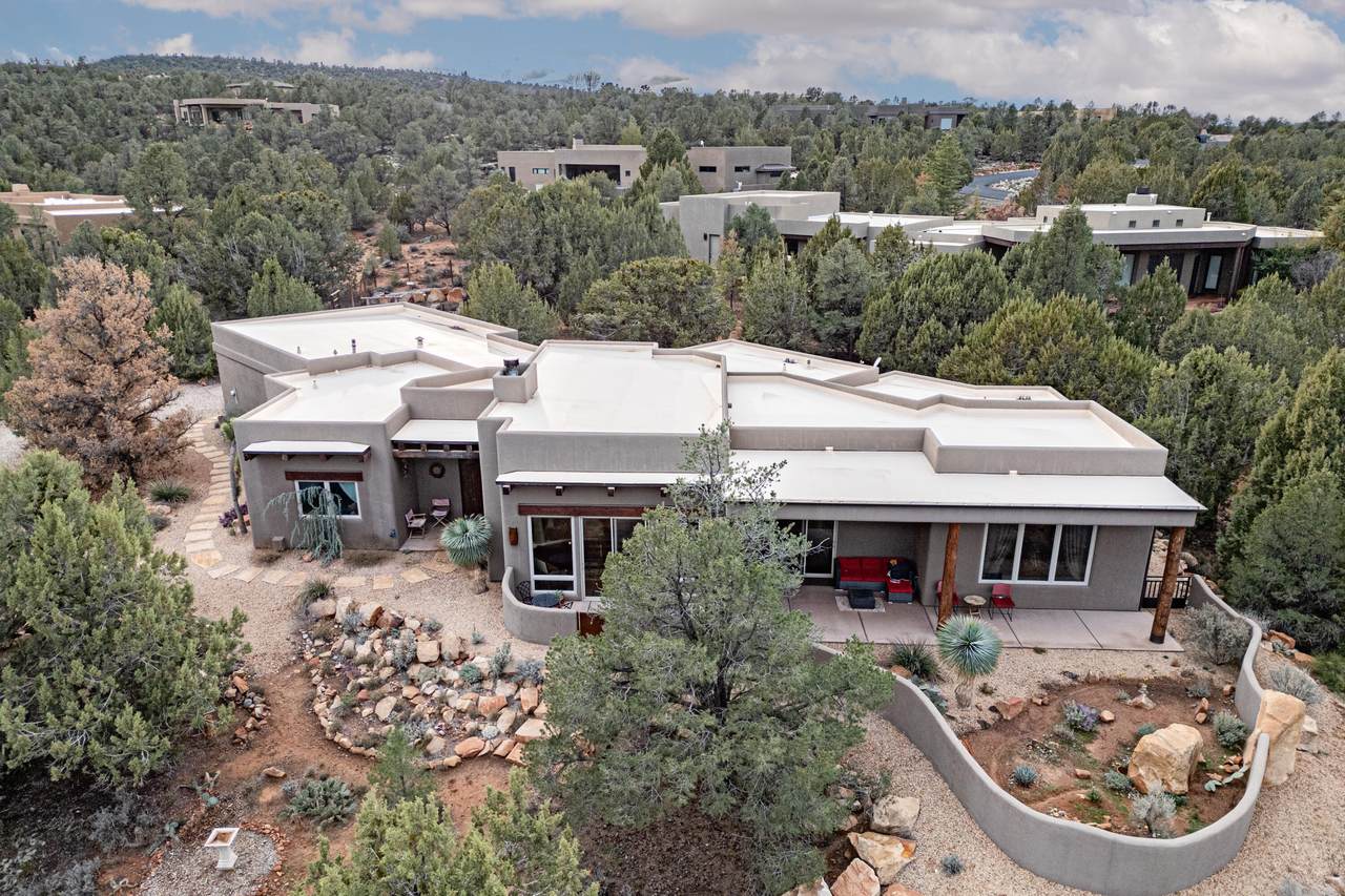731 Rock Garden Ln - Photo 1