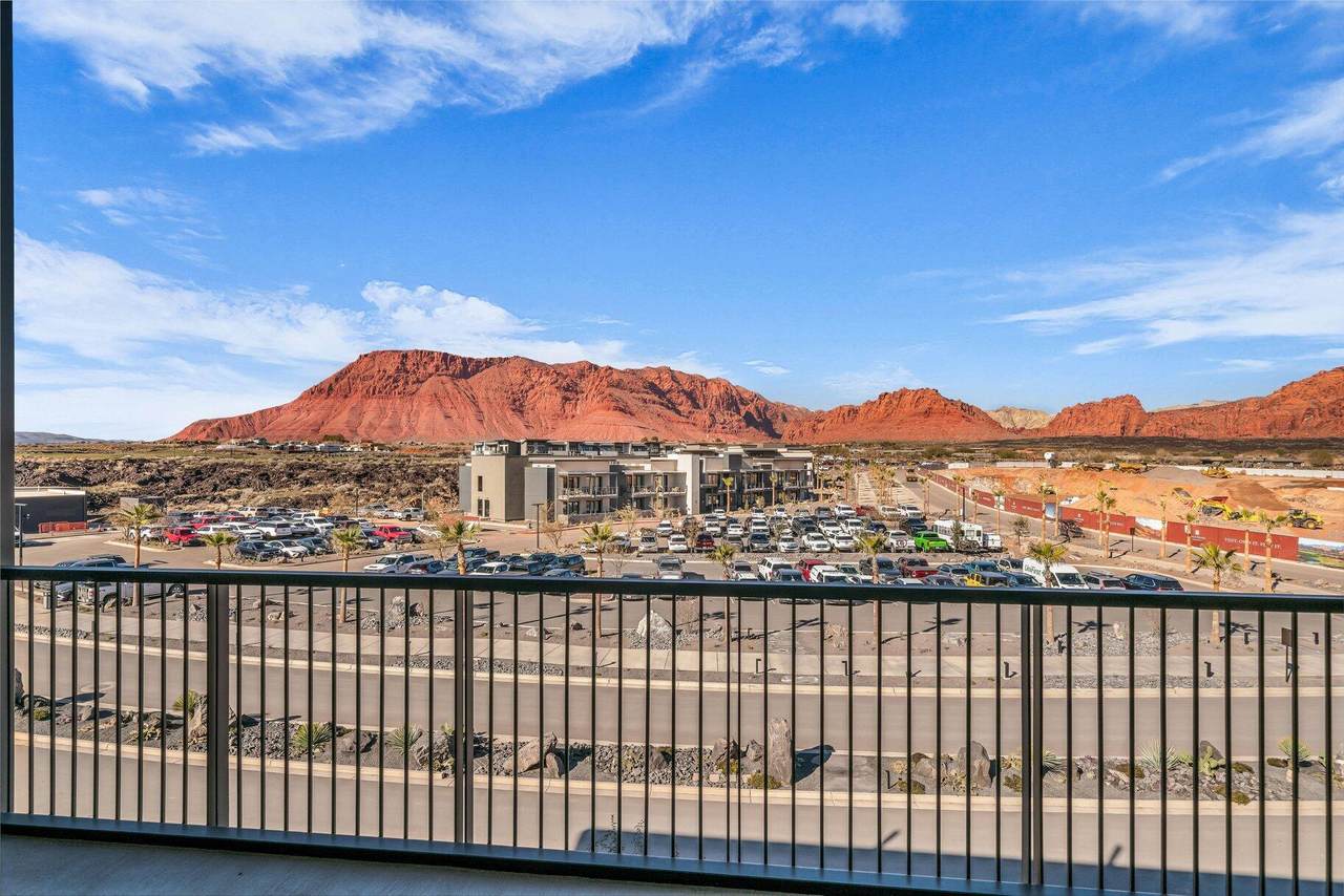 1500 Black Desert Dr - Photo 1