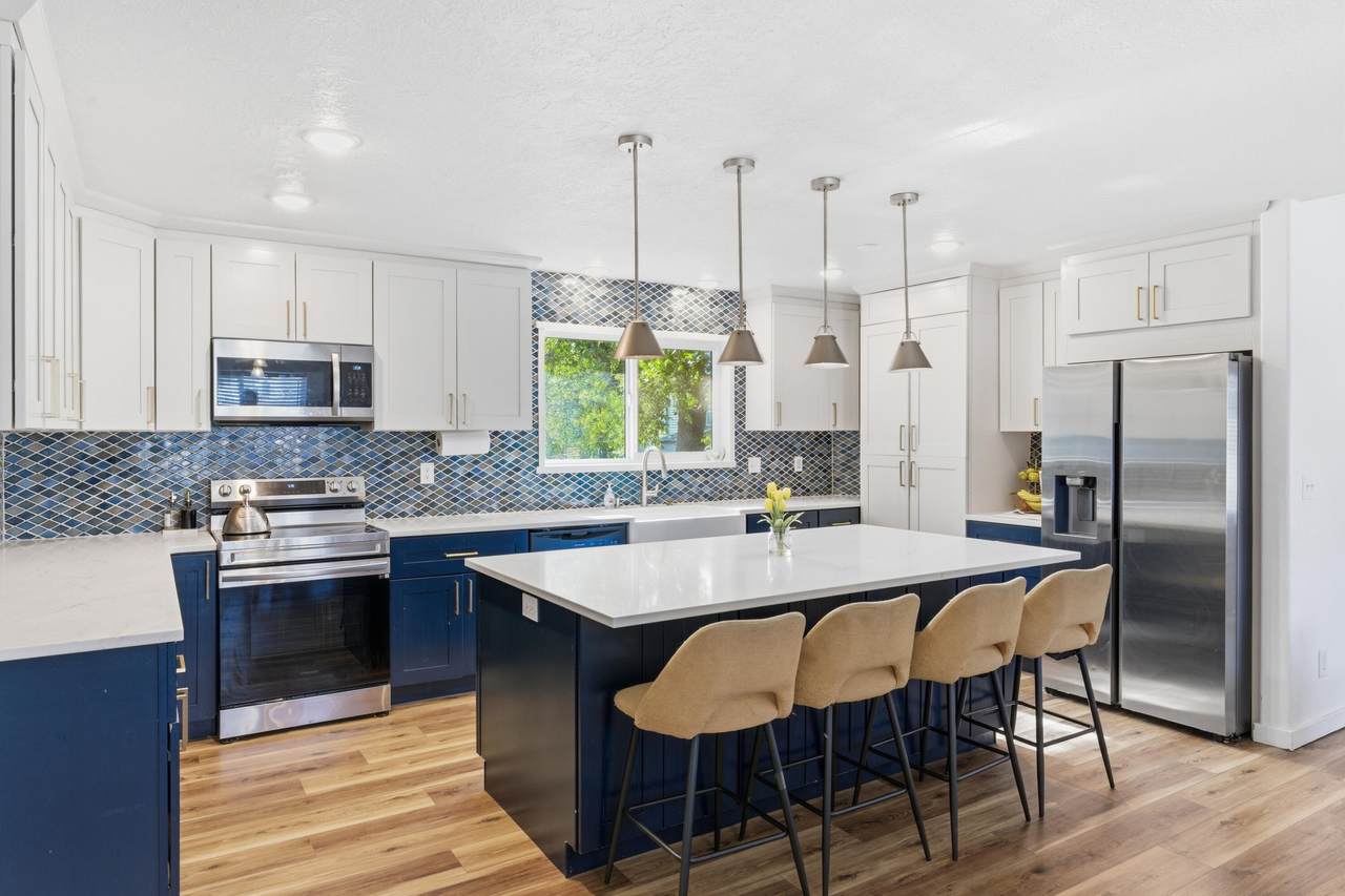 https://bt-photos.global.ssl.fastly.net/stgeorge/1280_boomver_2_26-269924-2.jpg