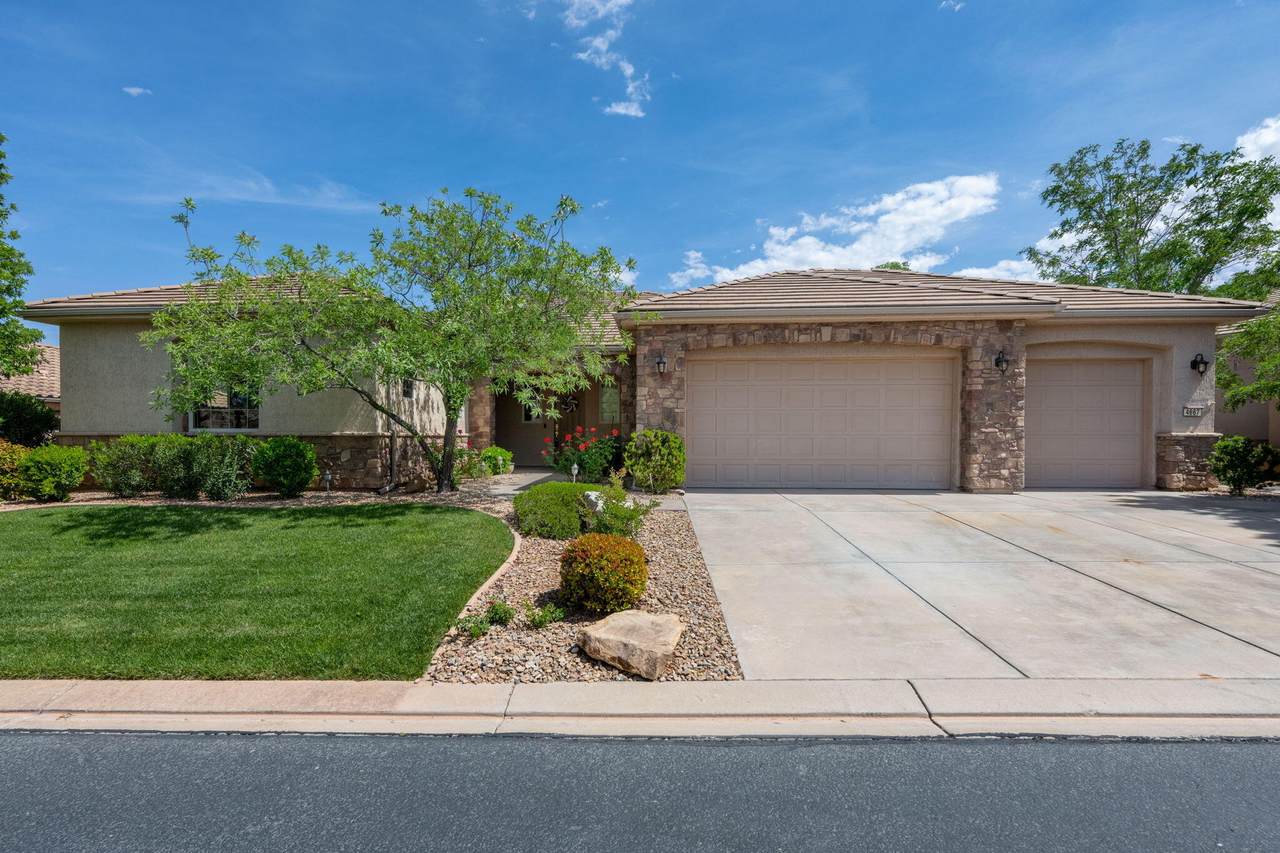 4667 Whisper Point Dr - Photo 1