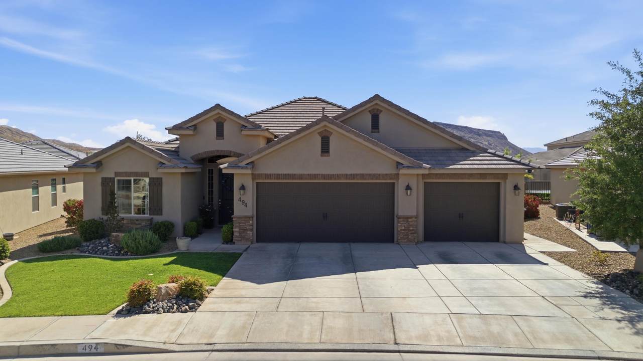 494 Mirage Dr - Photo 1