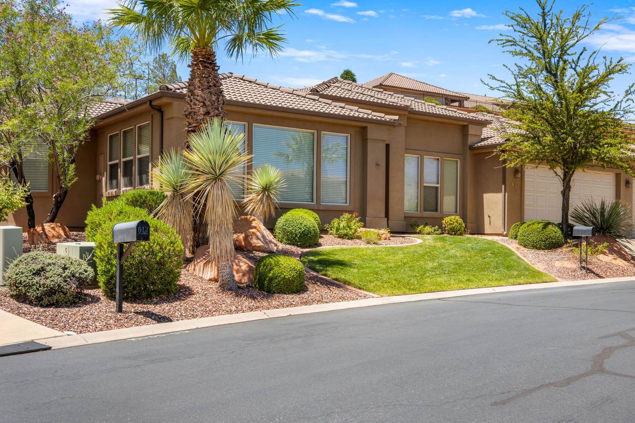 627 Red Butte Dr - Photo 1