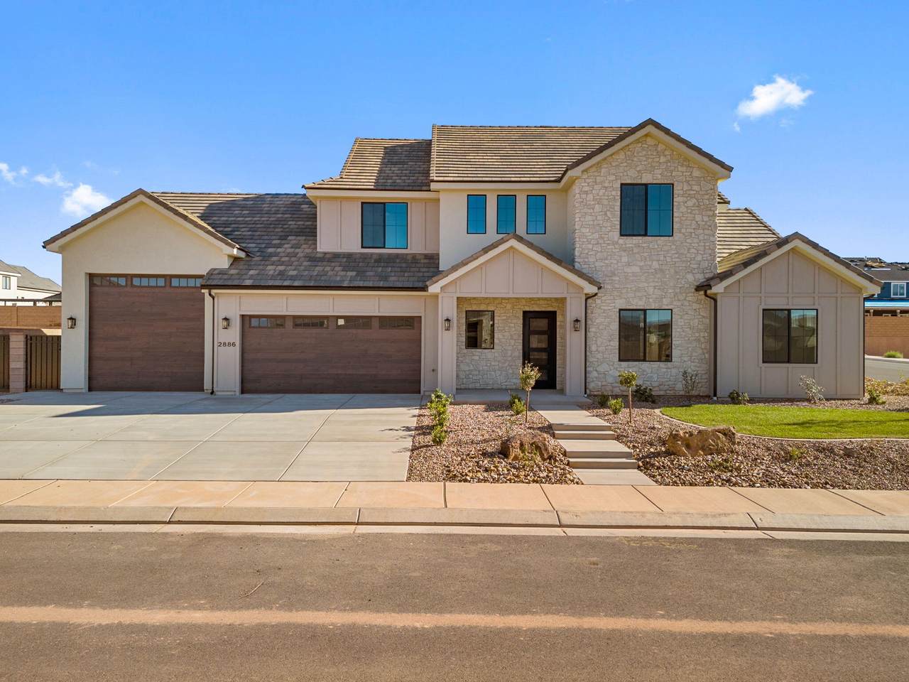 2886 Rowan Ln - Photo 1