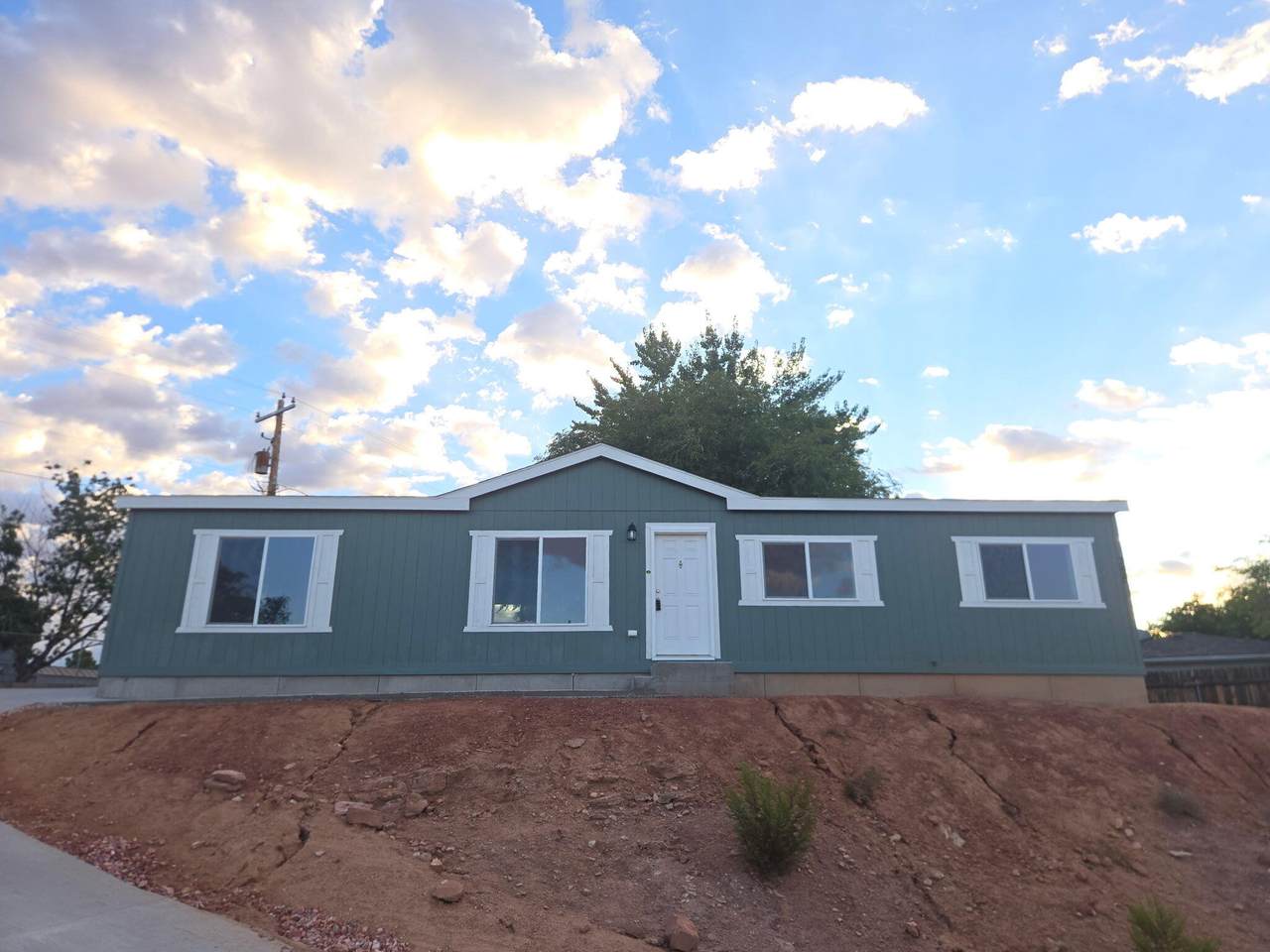355 Pectol St - Photo 1