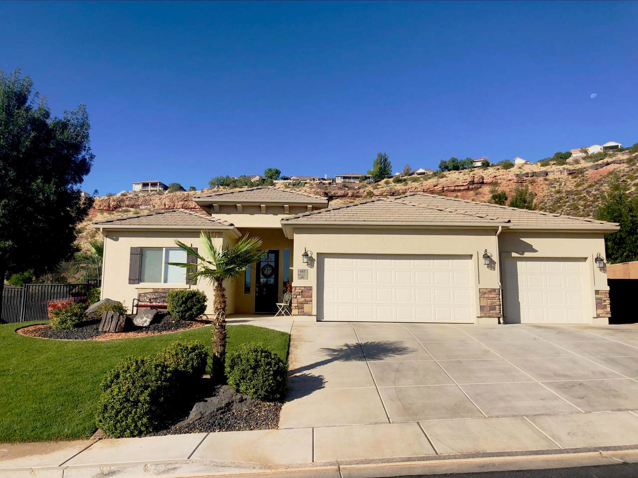 143 Arroyo Dr - Photo 1