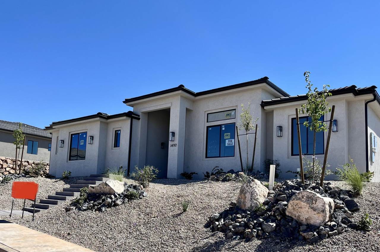 1492 Centaurus Way - Photo 1