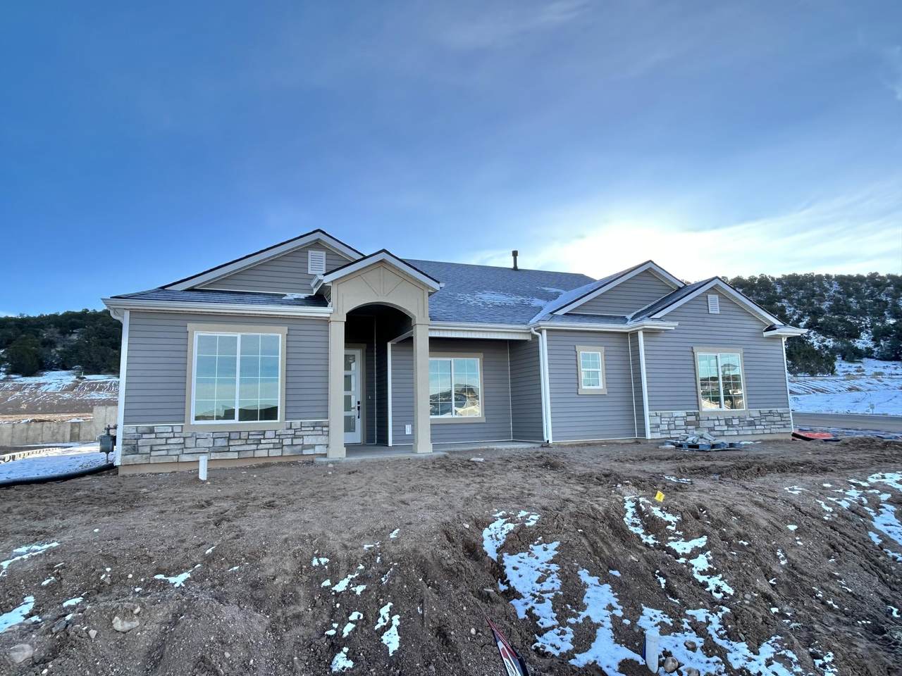 40 Strathmore Ln - Photo 1