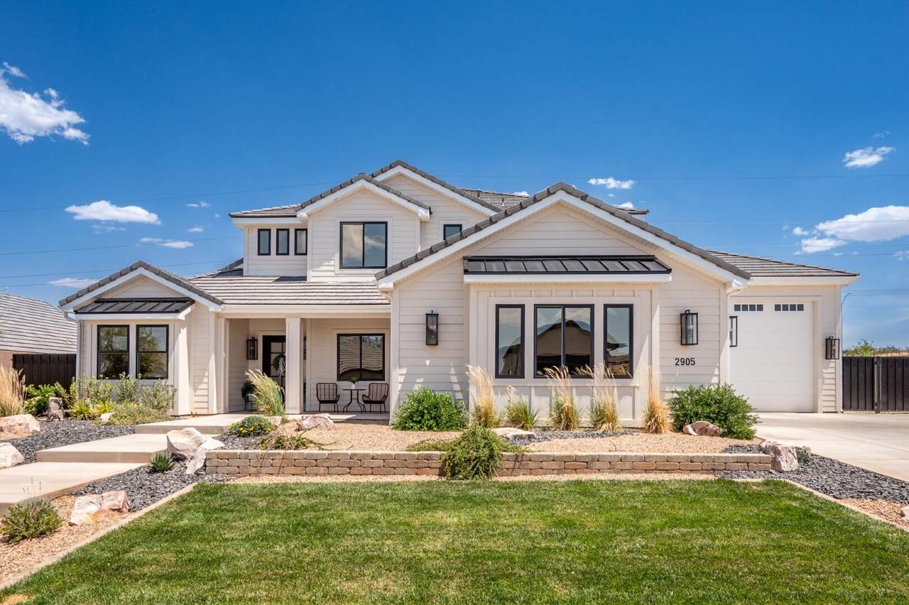 2905 Alpine Ln - Photo 1