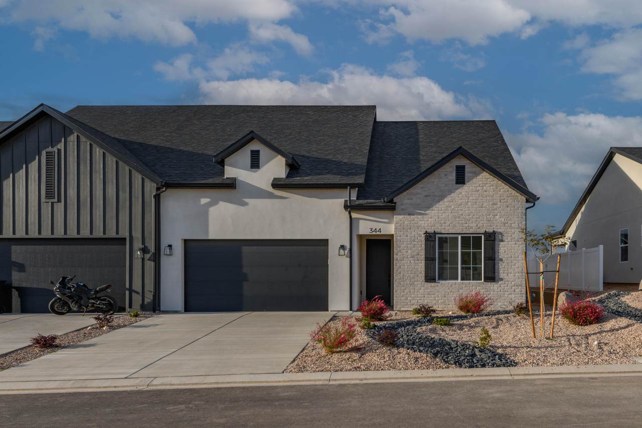 344 Rosie Loop - Photo 1