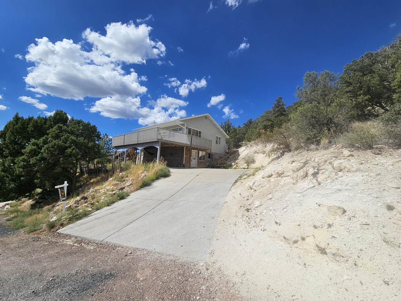207 Red Hill Rd - Photo 1