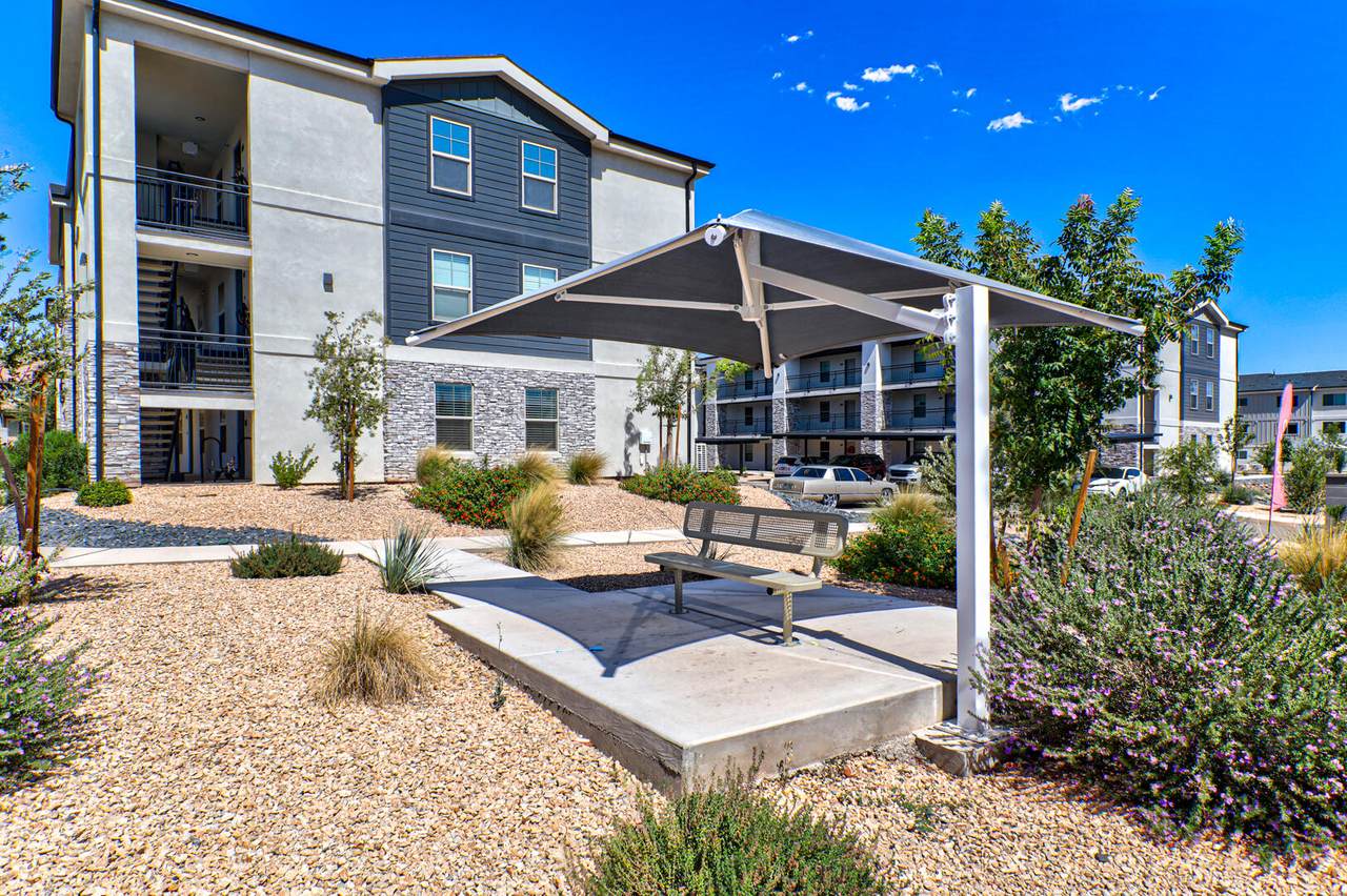 1167 Telegraph St - Photo 1