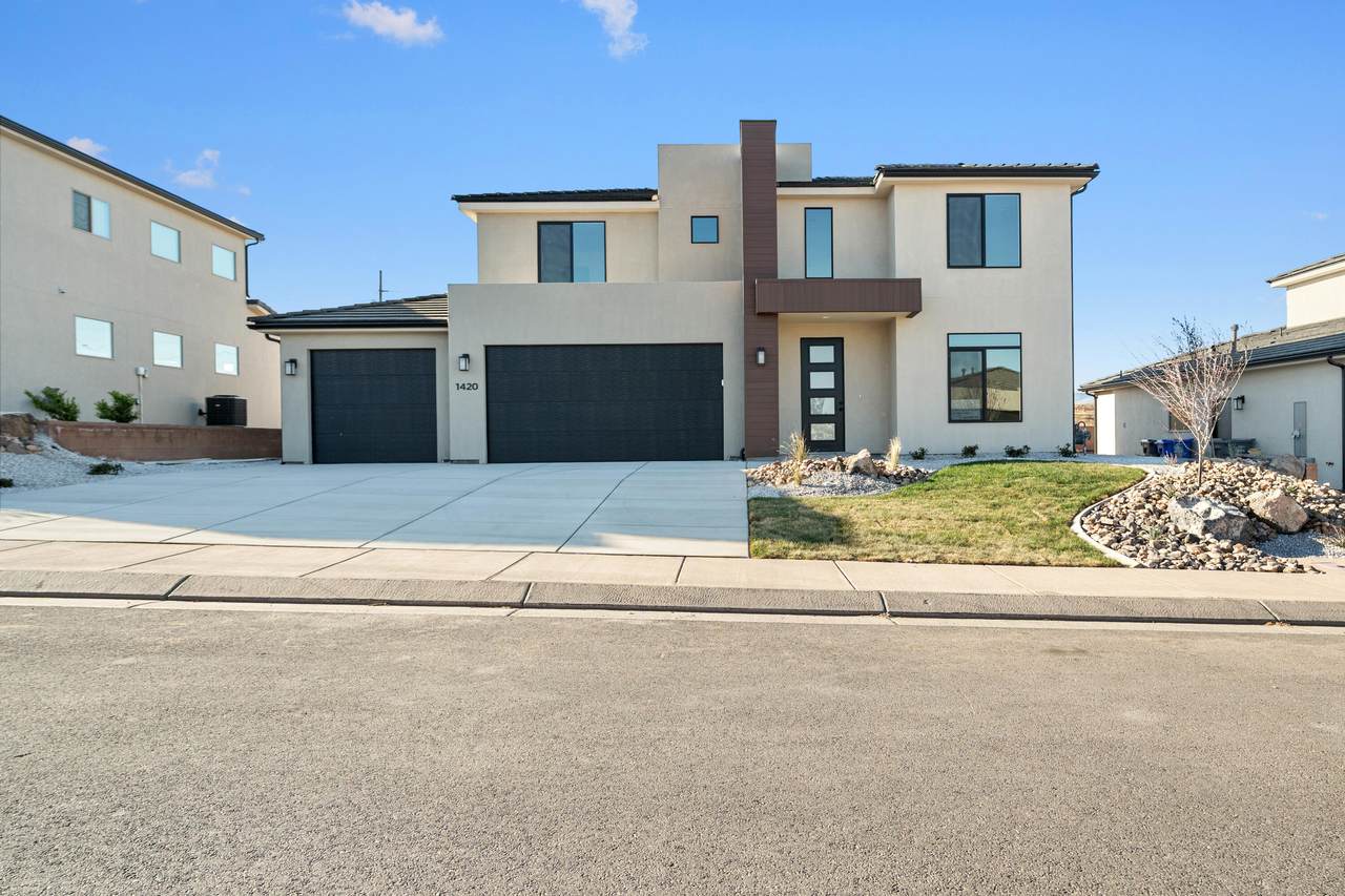 1420 Honeycomb Dr - Photo 1