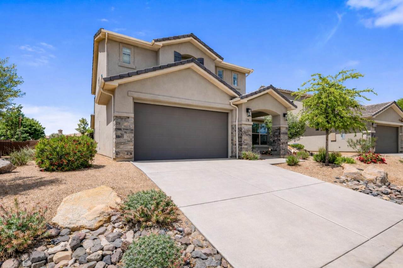 379 Puerta Dr - Photo 1