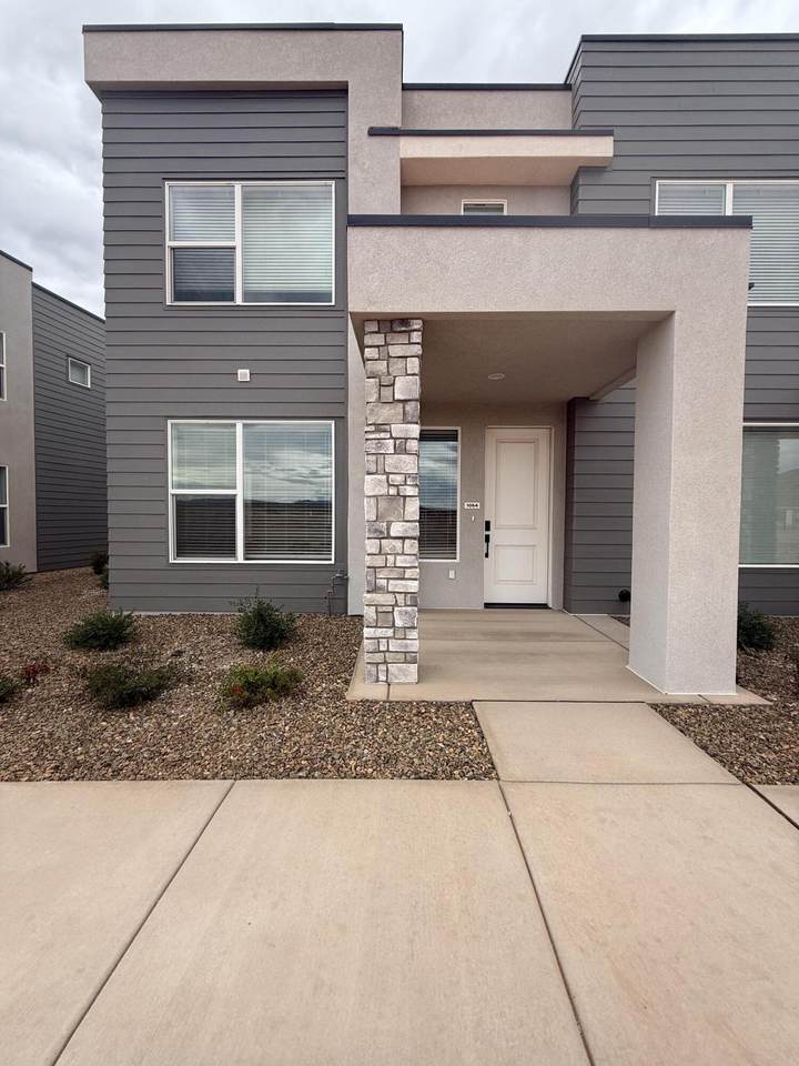 1064 Malibu Lane - Photo 1