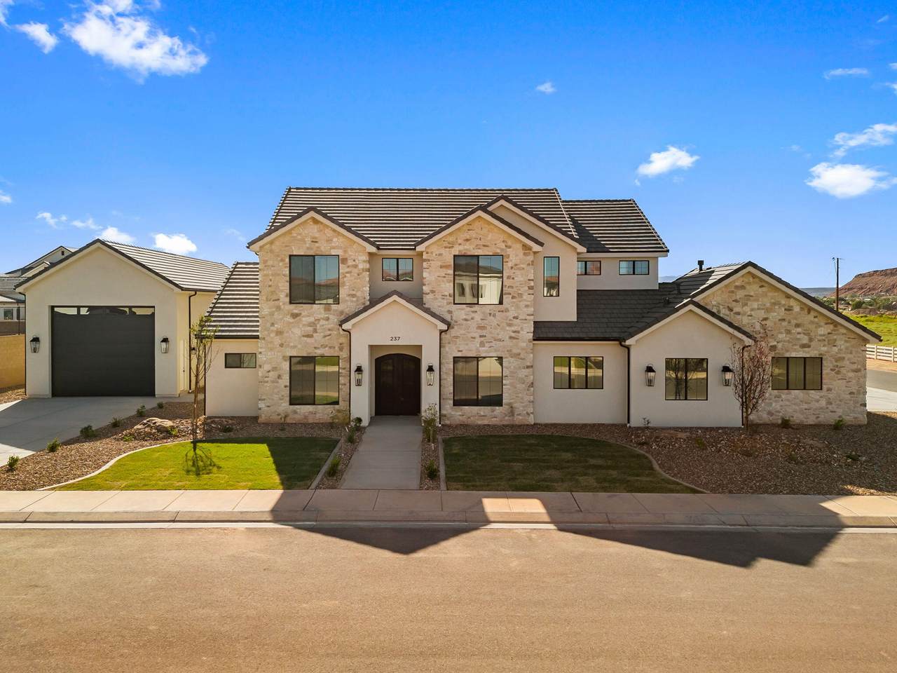 2788 Seegmiller Dr - Photo 1