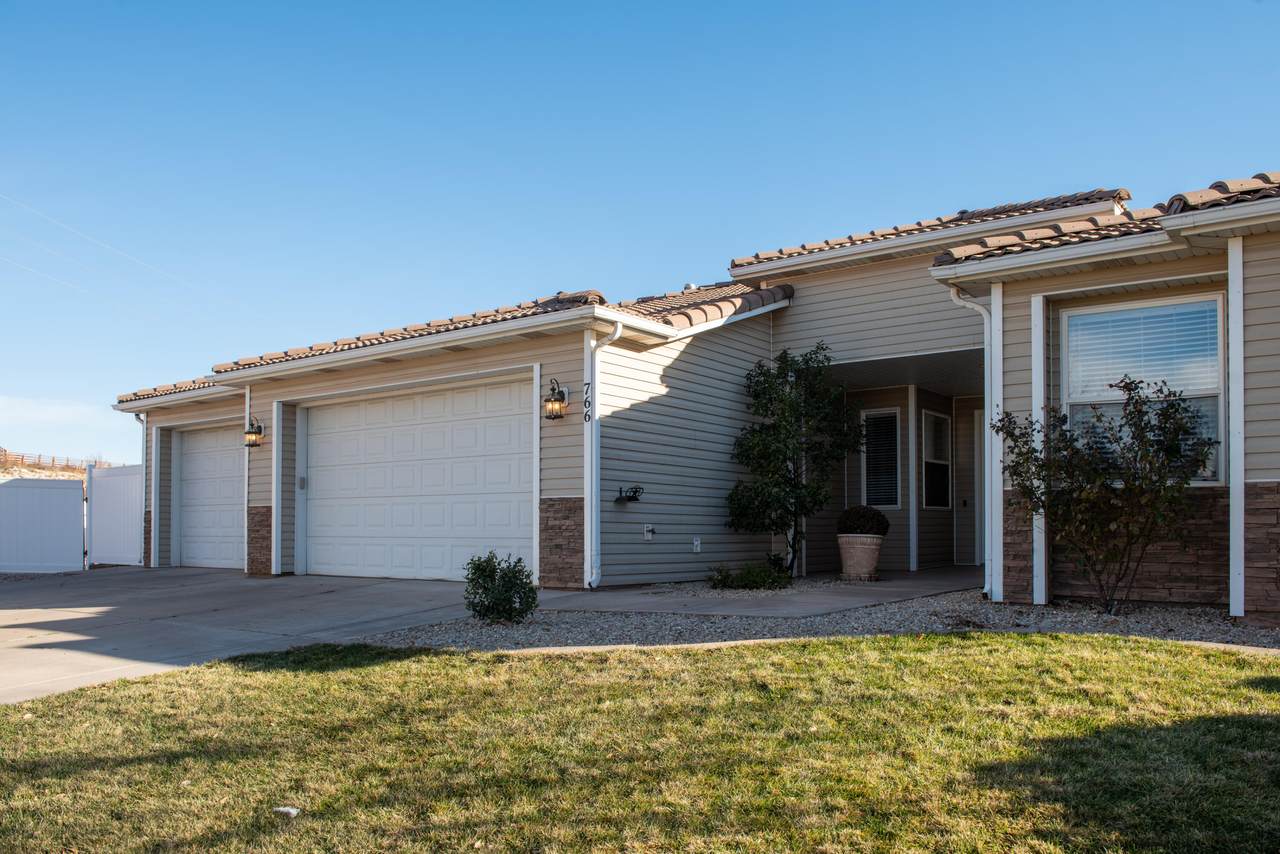 766 Wagonmaster Rd - Photo 1