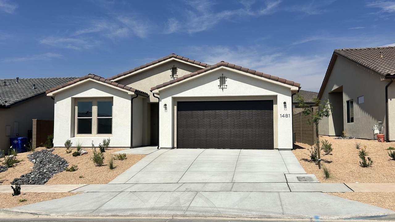 1481 Daylight St - Photo 1