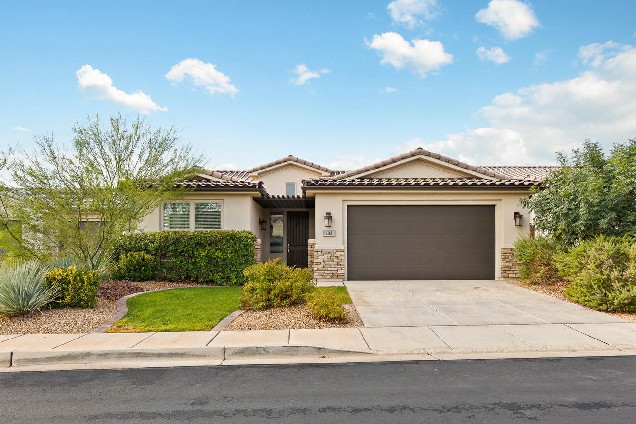 133 White Pearl Dr - Photo 1