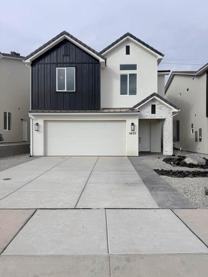 2635 Suniva Way - Photo 1