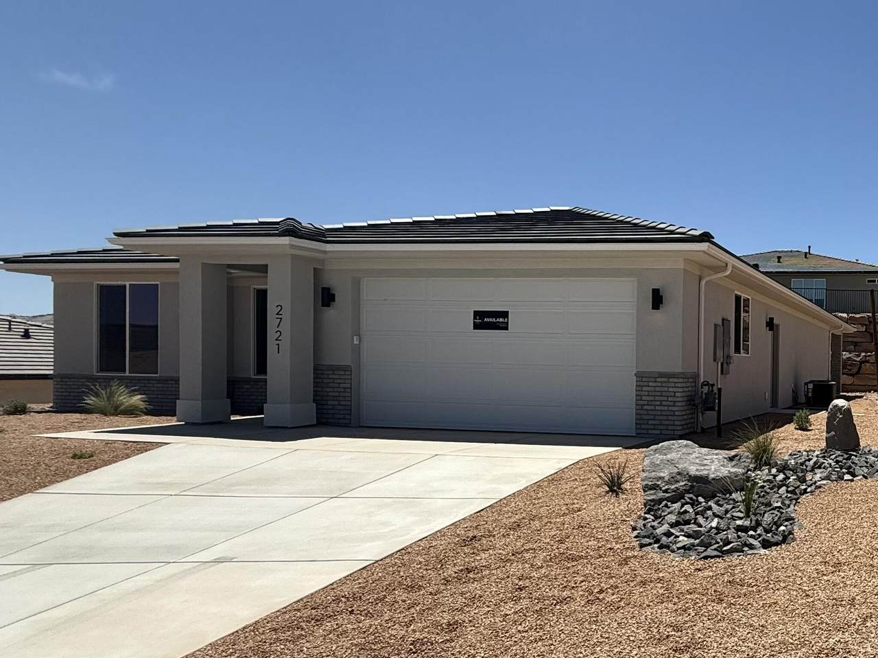 2721 Brenta Way - Photo 1