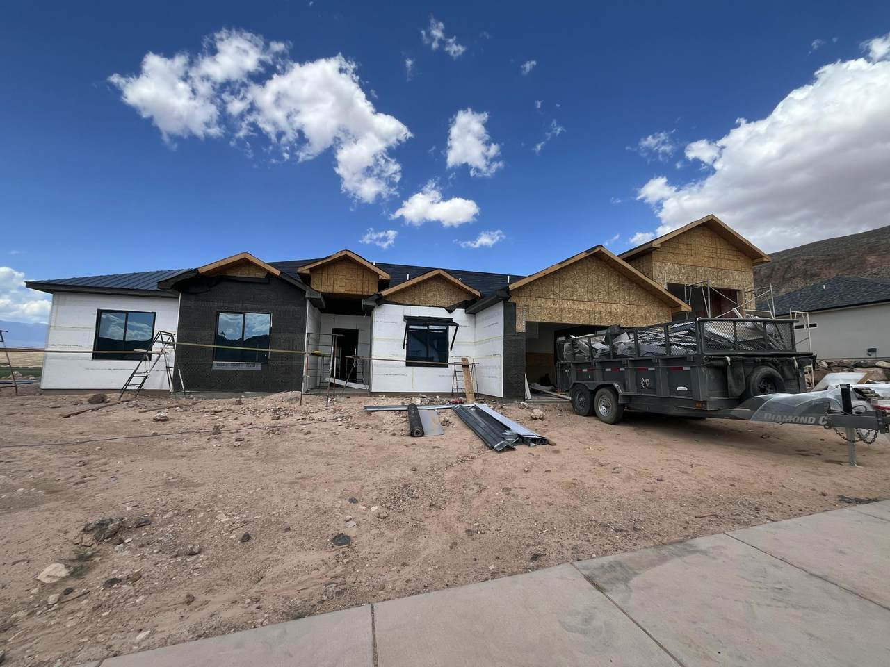 1014 Rock View Dr - Photo 1