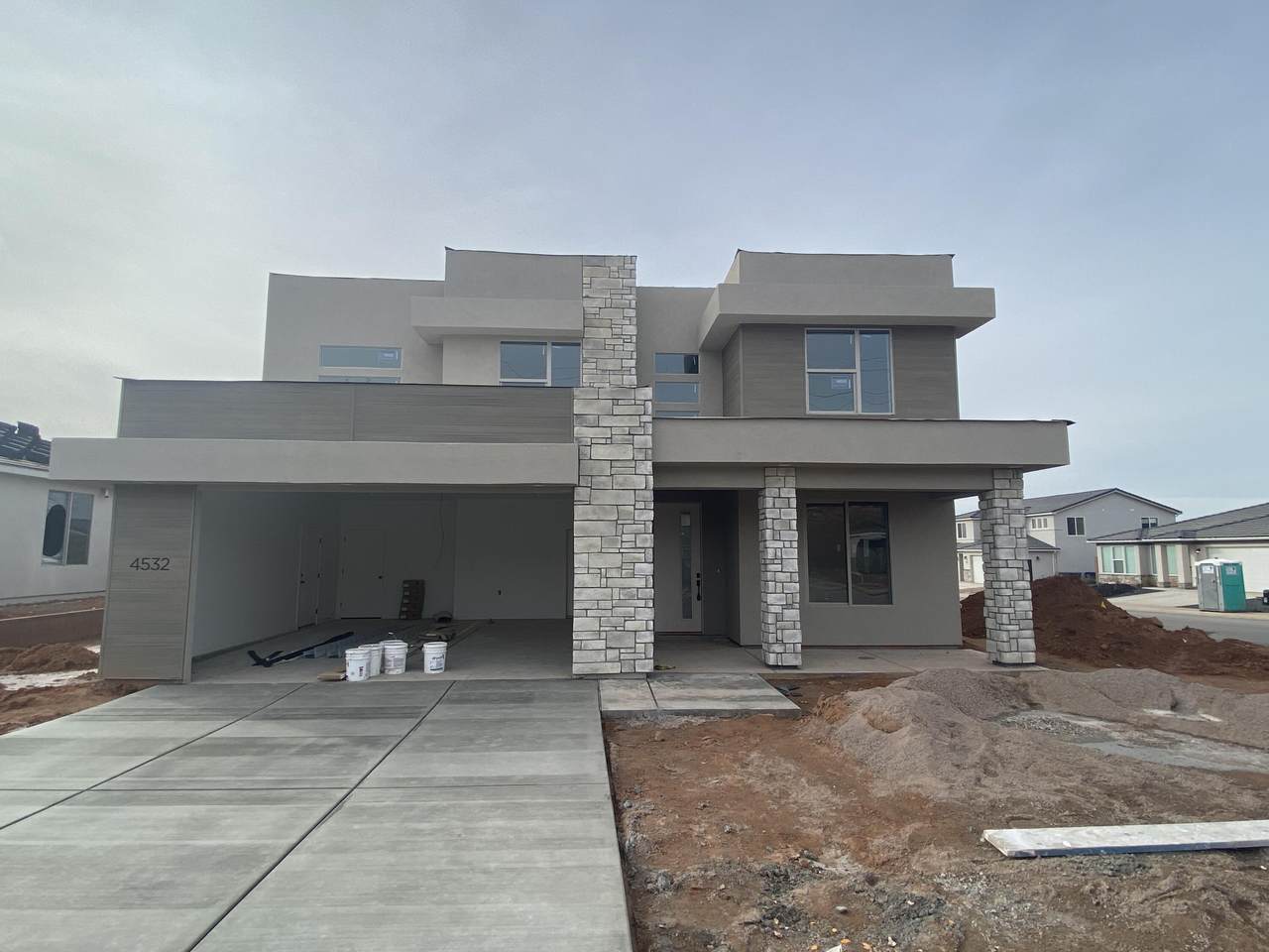 4532 Lucy Ln - Photo 1