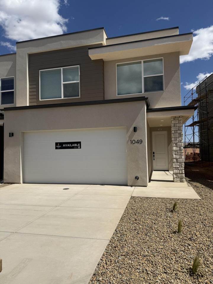 1049 Malibu Lane - Photo 1