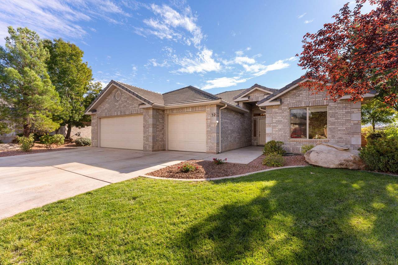 1730 Stonebridge - Photo 1