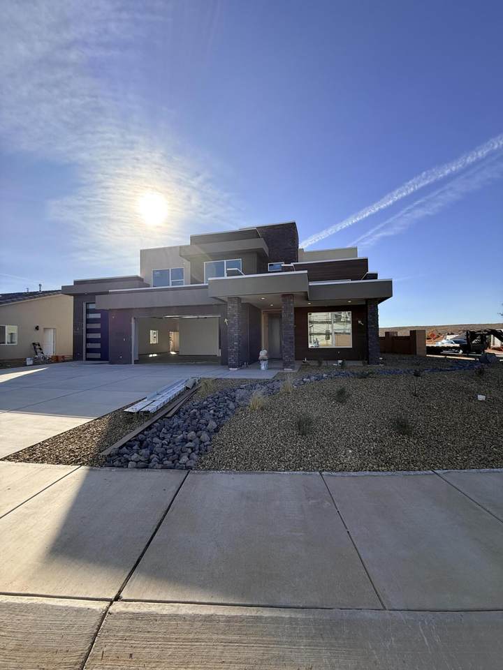 5318 Shorebreak Dr - Photo 1