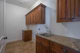 2499 Eastlake Dr - Photo 32