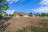 1190 Horsemans Park Dr - Photo 17