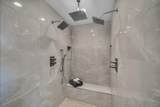 599 170 - Photo 9