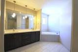 2366 2010 - Photo 14
