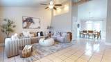 2050 Canyon View Dr - Photo 2