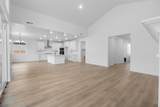 704 230 - Photo 9