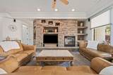 1739 Cedar Dr - Photo 4