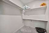 1017 Pleasant Valley Ln - Photo 16