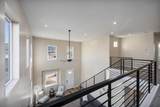 1017 Pleasant Valley Ln - Photo 17