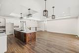 281 460 - Photo 17