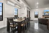 1460 Windsor - Photo 16