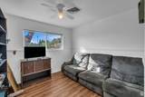 726 Valley View Dr - Photo 8