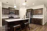 2866 Carmine Dr - Photo 15