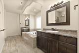 2866 Carmine Dr - Photo 28