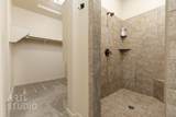 2866 Carmine Dr - Photo 33