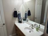 1042 Hillview Dr - Photo 11