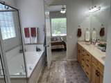 1042 Hillview Dr - Photo 9