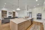 2738 Stonedale Dr - Photo 12