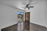2472 Lyle St - Photo 11