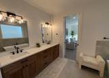723 Sapphire Ln - Photo 23